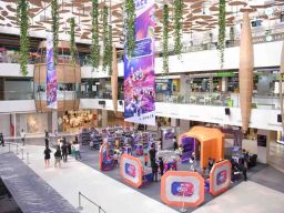 Jelajahi Luar Angkasa dengan LEGO Play Lost in Space