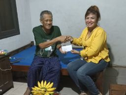 ASMIPA PEDULI, Bunda Shofi: Alhamdulillah Donasi Teman-teman Sudah Diberikan Kepada yang Berhak