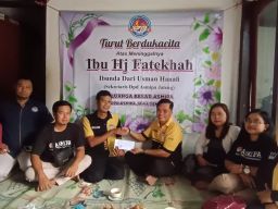 DPD ASMIPA Jawa Tengah Serahkan Donasi ke Anggotanya yang Kena Musibah