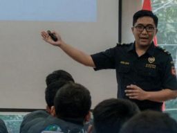 Bea Cukai Juanda Jelaskan Aturan ke Calon Pekerja Migran Jelang Keberangkatan ke Korsel