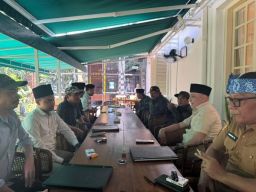 Pj Bupati Bangkalan Silaturahmi dengan Forum Masyarakat Madura di Bandung