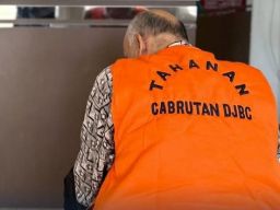 Bea Cukai Soekarno Hatta Serahkan 29 Satwa Langka dan 7 Tersangka ke Kejari Tangerang