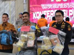 Bea Cukai dan Polres Karimun Gagalkan Pengiriman 11,6 Kilogram Sabu