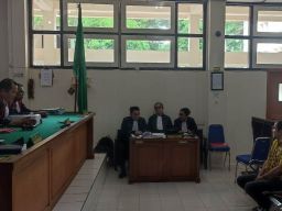 Pengusaha Pupuk Asal Gresik Dituntut 3 Tahun Penjara