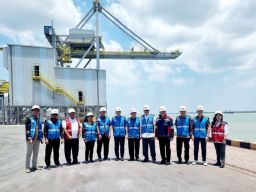 Duta Besar Singapura Kunjungi JIIPE Gresik
