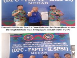 SPSI PUK Amplas Menerima Surat Keputusan di Kantor DPC SPSI Kota Medan