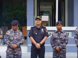 Bea Cukai dan TNI AL Gagalkan Penyelundupan Pakaian Bekas di Perairan Atapupu