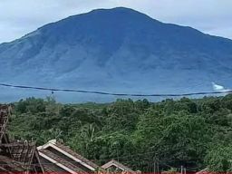 Sejarah Gunung Karang