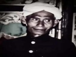 Makam KH Zubair Membuat Terpana Masyarakat Saat Dibongkar