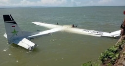 Kapendam XVII Cenderawasih Klarifikasi Jatuhnya Pesawat di Perairan Bandara Douw Nabire