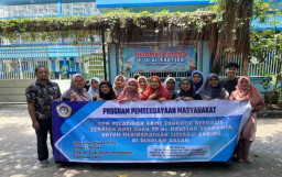 Guru SD Al Kautsar Surabaya Dapat Pelatihan Game Edukatif Berbasis Scratch