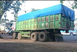PT Tiga Bintang Putra Jual Material Tambang Ilegal ke Kawasan JIIPE Gresik