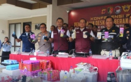 Bea Cukai dan Bareskrim Polri Ungkap Clandestine Lab Happy Water di Bandung