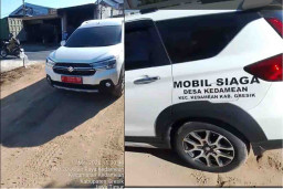 Mobil Siaga Desa Kedamean Hadang Proyek Urugan Jadi Polemik