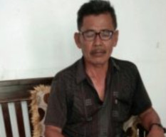 Kepala Desa Gunungaci dan Kaur Keuangan Potong BLT DD