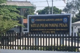 Oknum Satpol PP Jombang Tipu Warga Modus Bisa Masukkan Jadi Honorer