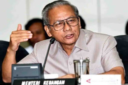 JB Sumarlin yang Jadi Anak Emas Presiden Soeharto