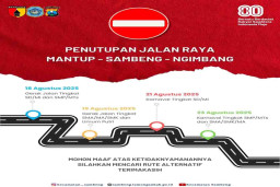 Penutupan Jalan Raya Mantup Balongpanggang dalam Rangka HUT Kemerdekaan RI