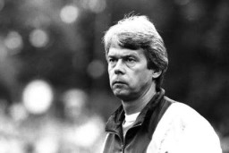 Jurgen Sparwasser Pahlawan Sepakbola Jerman