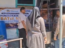 PKM Universitas Narotama Terapkan Teknologi Tepat Guna untuk Produksi Batik Busidin