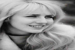 Akhir Pernikahan Cynthia dan John Lennon