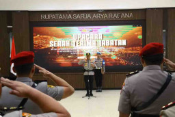 Serah Terima Jabatan Kasat dan Kapolsek di Polres Gresik Dipimpin AKBP Rama