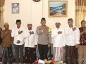 Kapolres Probolinggo Silaturahmi dan Pamitan ke Pengasuh Ponpes Nurul Qodim Paiton