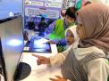 Berpartisipasi Dalam Pameran Kementrian LHK, ECOTON Menghadirkan Manusia Plastik
