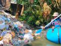 Wings Group, Indofood, Mayora hingga Unilever Penyumbang Sampah Plastik Terbesar di Kali Surabaya