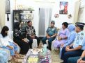 Panglima TNI Takziah ke Kediaman Empat Pajurit Terbaik TNI AU