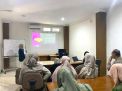 Sembilan Mahasiswa Universitas Brawiajaya Persentasi Hasil Akhir PKL