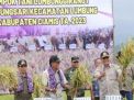 Wakapolres Ciamis Hadiri Panen Budidaya Padi Ramah Lingkungan di Desa Lumbung