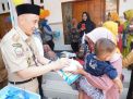 Pj Bupati Bangkalan Tinjau Layanan Posyandu di Rumah Kepala Desa Arok