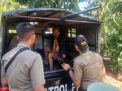 Satpol PP Kudus Tangani ODGJ yang Meresahkan Warga di Jekulo
