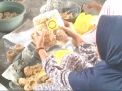 Produksi Rengginang di Desa Setro Meningkat Berkat Teknologi Pengeringan Modern