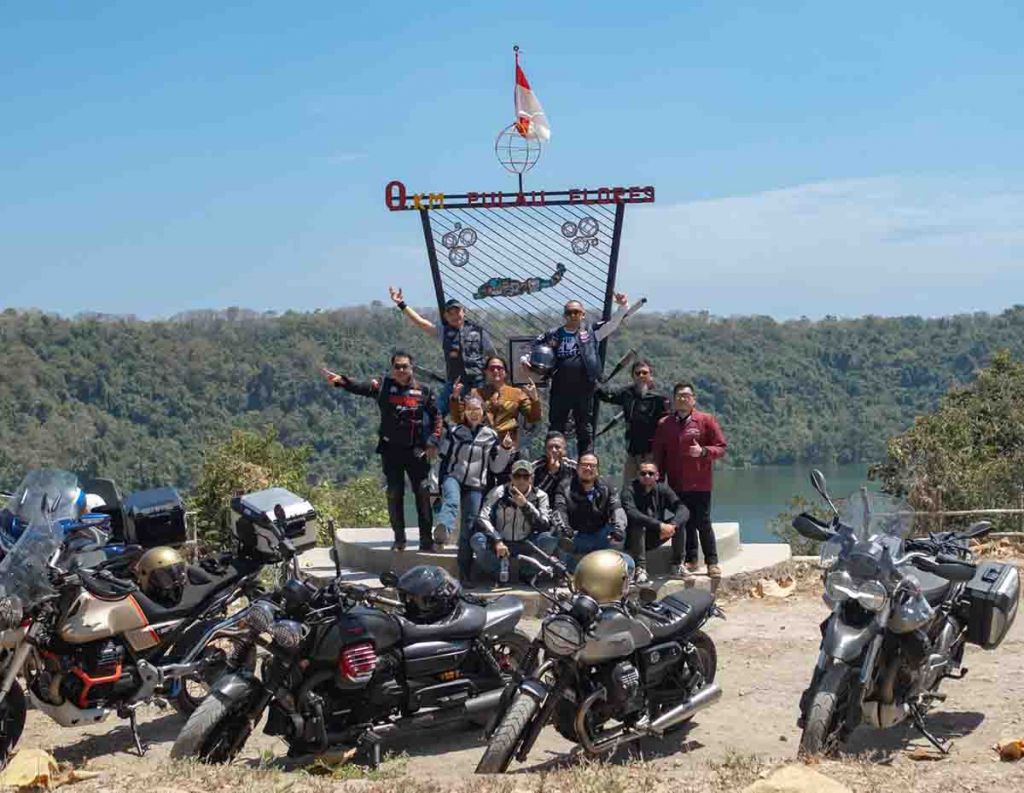 Komunitas Moto Guzzi, The Clan Indonesia di Flores