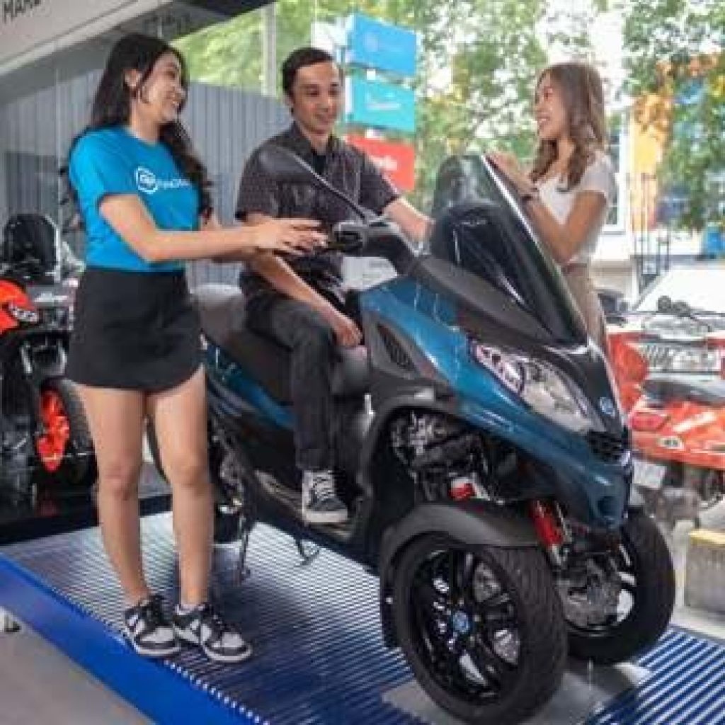 Pembukaan Dealer Piaggio 4B di Medan