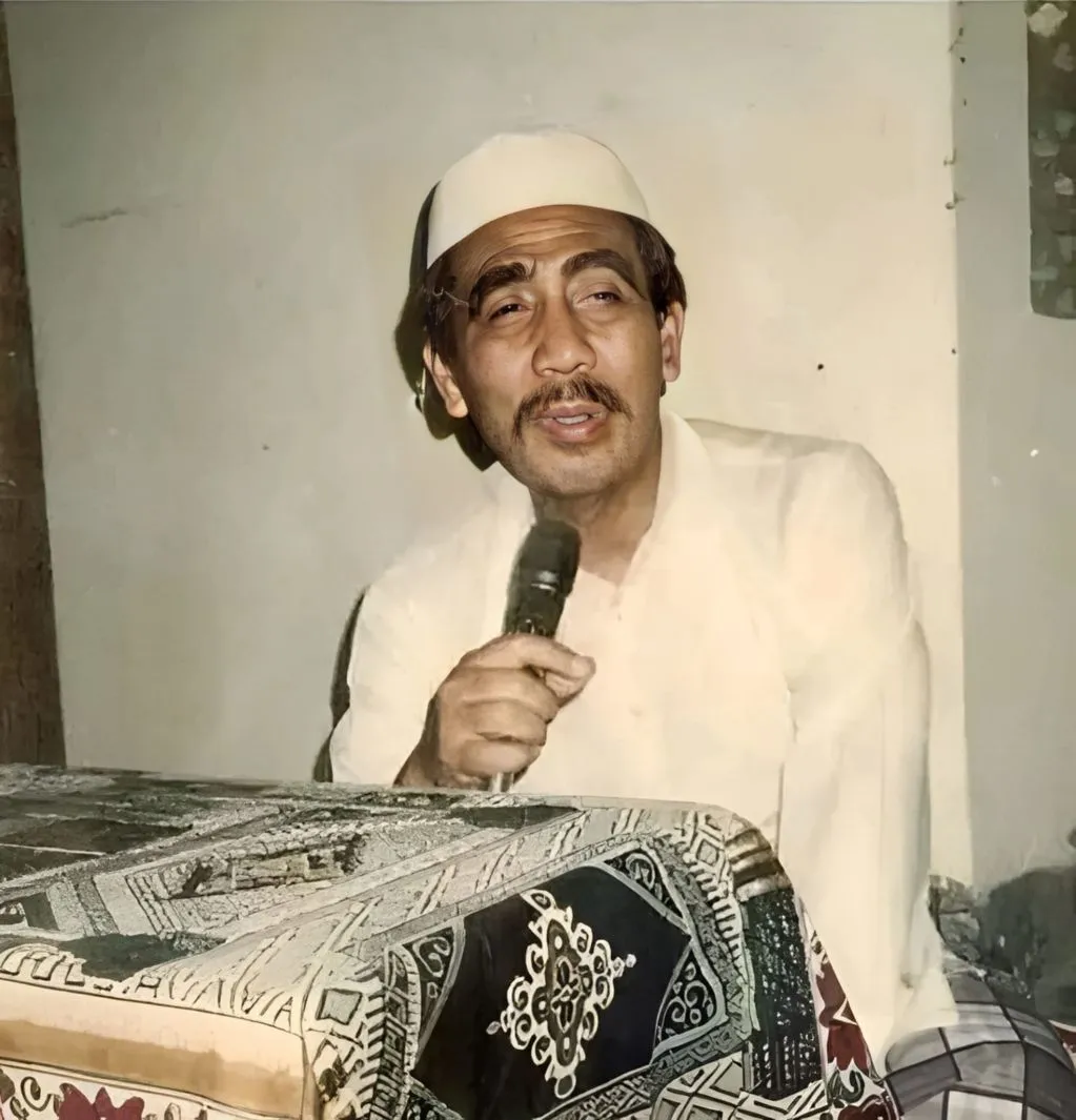 Dawuhipun Syaikhona KH Maimoen Zubair Sarang Rembang