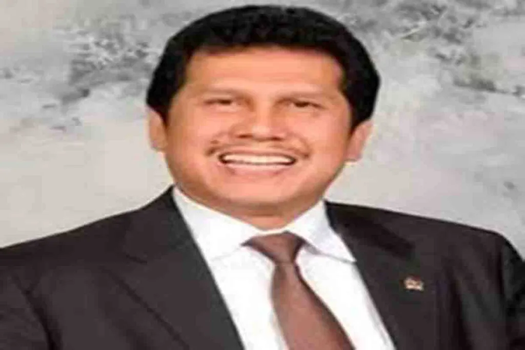 Asman Abnur dari Saudagar Emas hingga Dipercaya Jadi Menteri