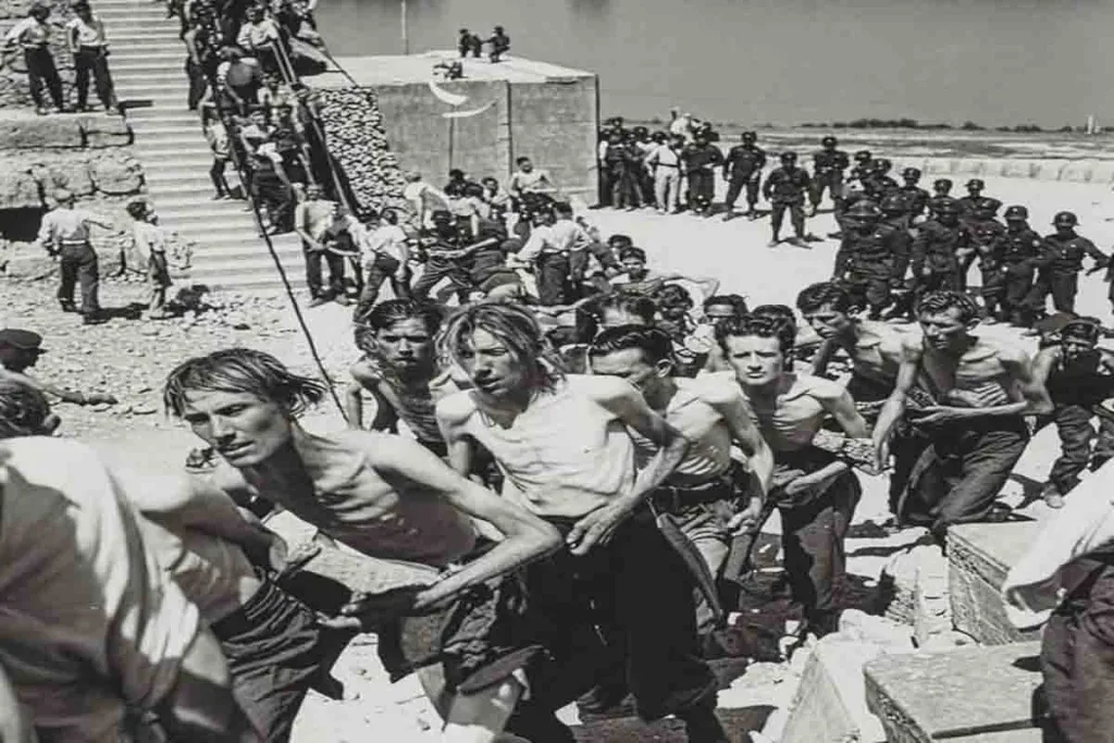 Tangga Kematian Bagi Para Pria Mauthausen