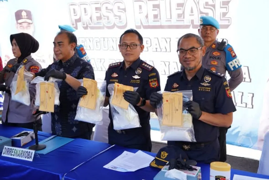 Bea Cukai Ngurah Rai dan Polda Bali Bongkar Penyelundupan Kokain