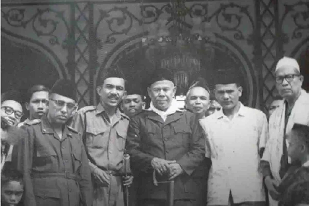 Diplomasi Tanpa Todongan Bedil, Cara Jasin Hentikan Daud Beureueh