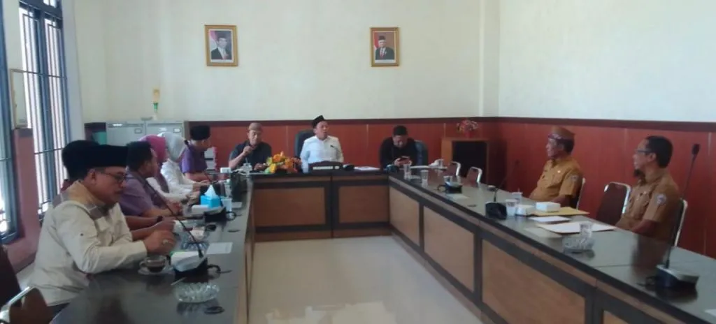 DPRD Bangkalan Menggelar RDP Dengan Dinas Pendidikan Dan Kebudayaan