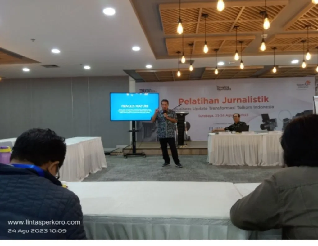 Tips dan Trik Menulis Feature Berita