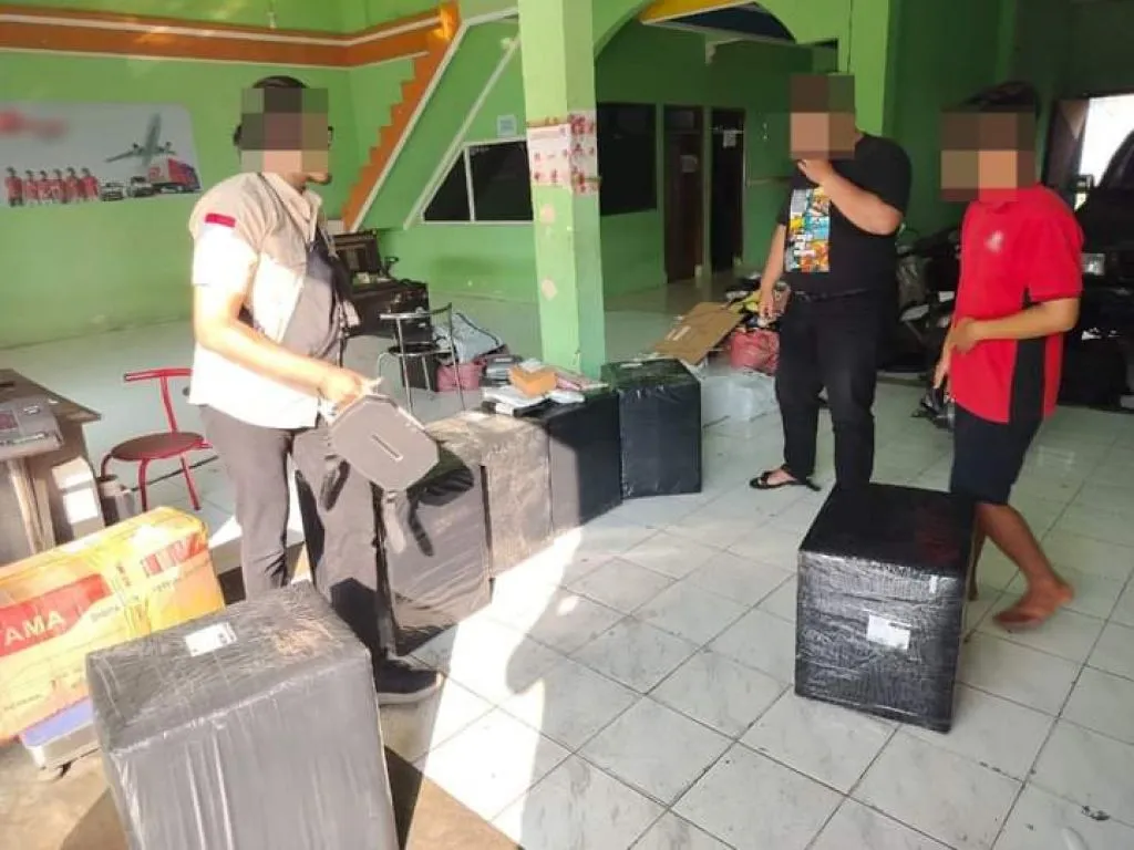 Ratusan Ribu Batang Rokok Ilegal Ditemukan di 3 Kecamatan di Malang