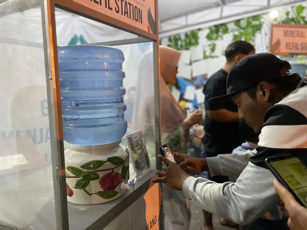BRUIN Kenalkan Gaya Hidup Guna Ulang Lewat Water Refill Station