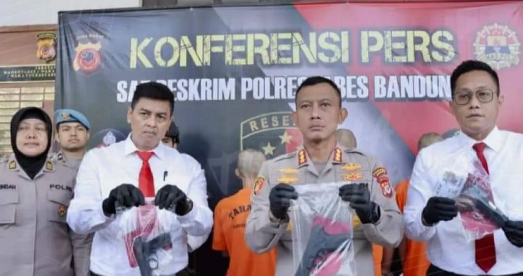 Polrestabes Bandung Tangkap Pelaku Penembakan di Jalan Samoja 