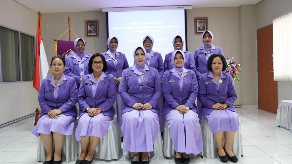 Ketua IKKT PWA Gabungan I Staf Umum Pimpin Serah Terima Jabatan