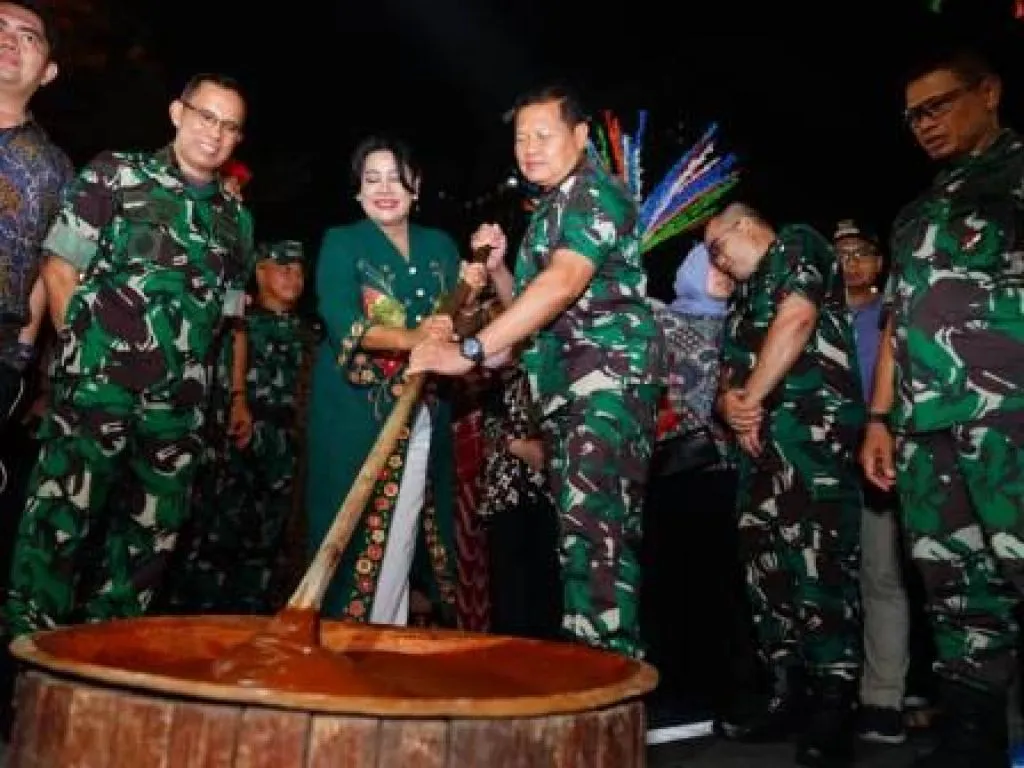 Kemayoran Heboh, Panglima TNI Berbaur Bersama Budaya Betawi