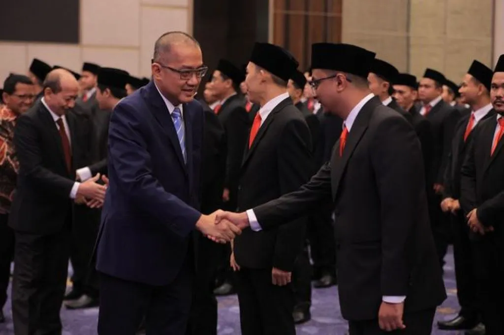 Lantik dan Ambil Sumpah 435 Notaris, Ini Pesan Dirjen AHU